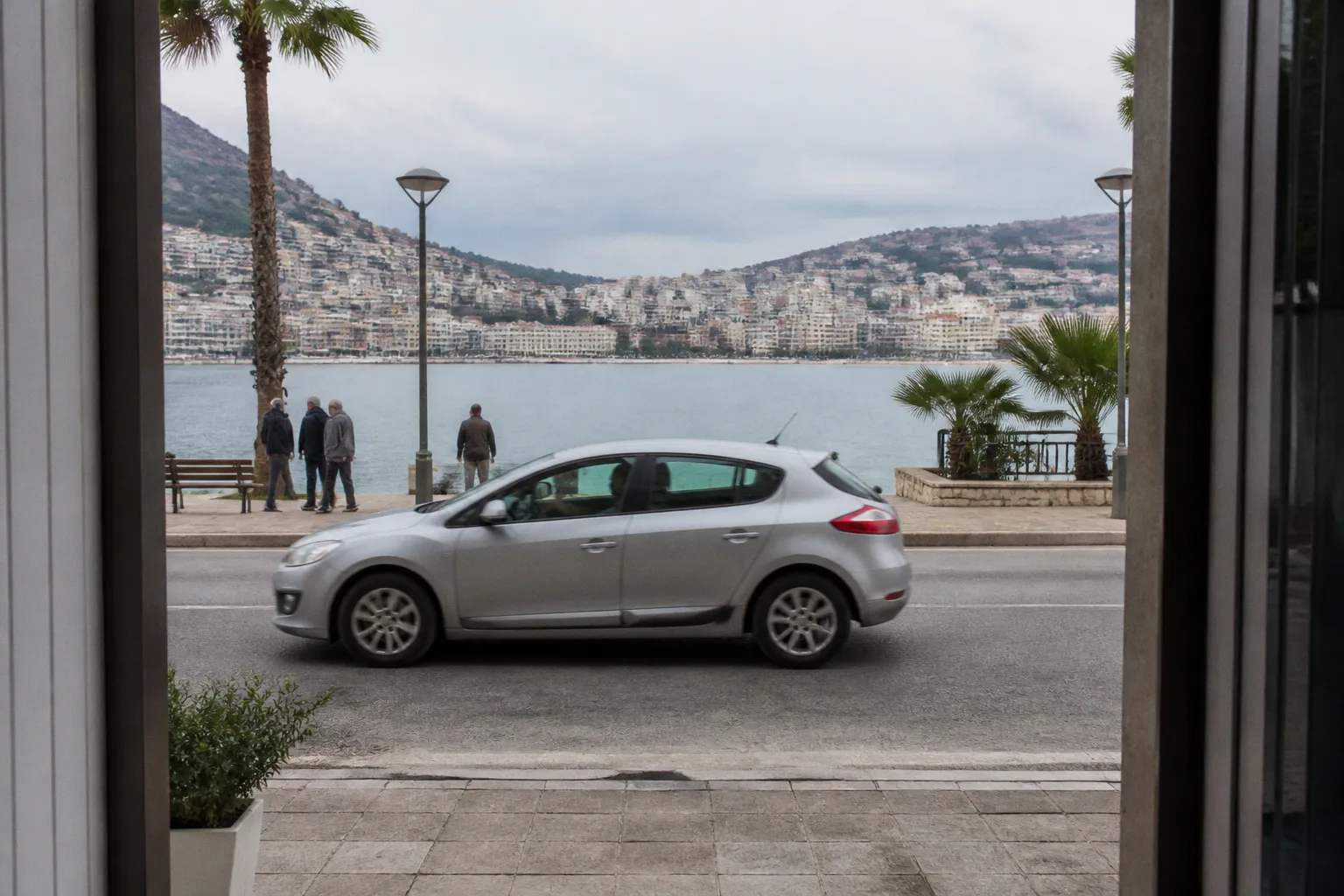 Louer une voiture à Saranda (Albanie) : le guide pratique